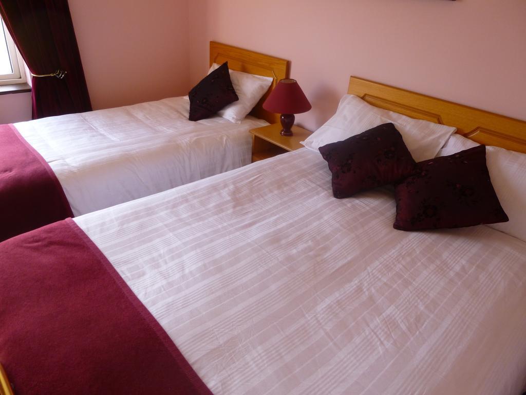 Bed and Breakfast Reeks View Teernaboul Номер фото